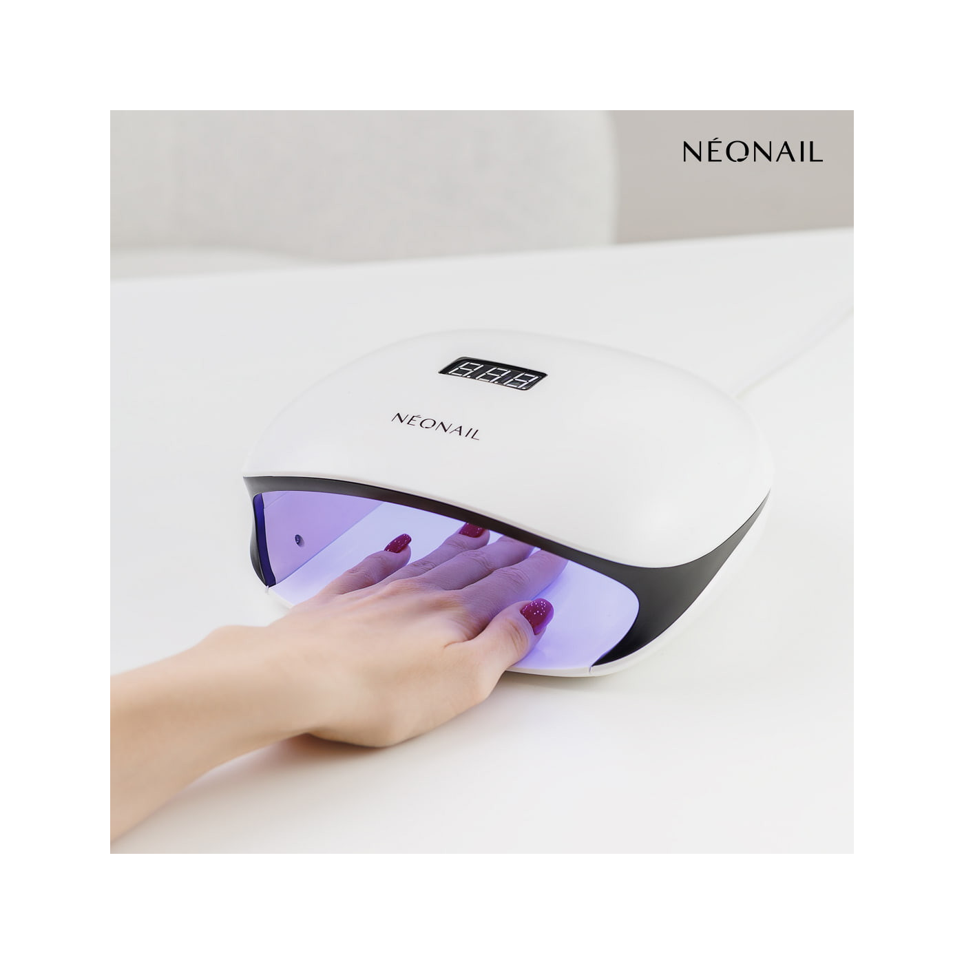 L&aacute;mpara LED 36W/48W con pantalla LCD