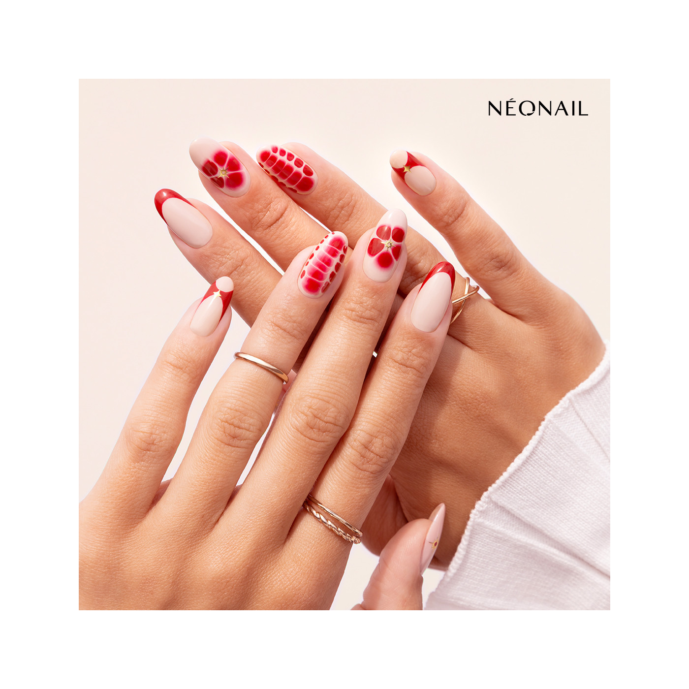 Golden Muse - Set 3 esmaltes semipermanentes & Stickers