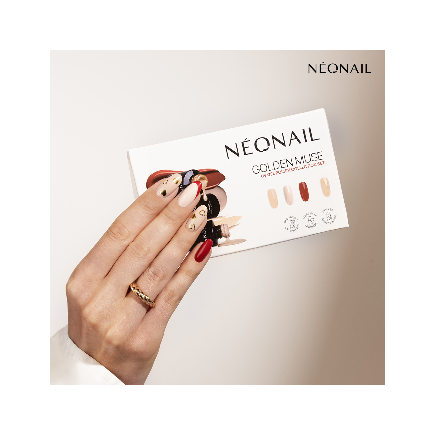 Golden Muse - Set 3 esmaltes semipermanentes & Stickers