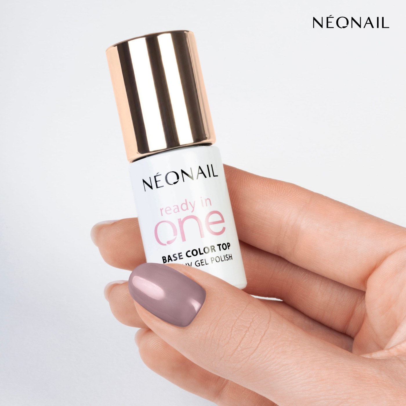 Esmalte semipermanente 3-in-1 One Mauve 08 &ndash; una manicura atemporal