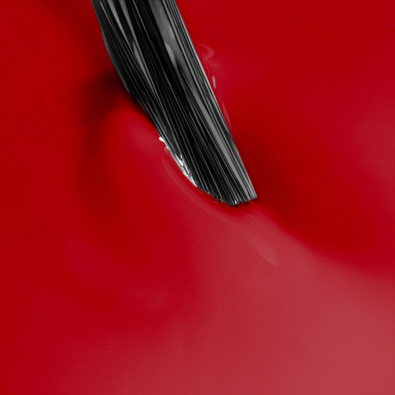 Esmalte semipermanente 3-in-1 One Berry Red 12 &ndash; rojo intenso en solo 15 minutos